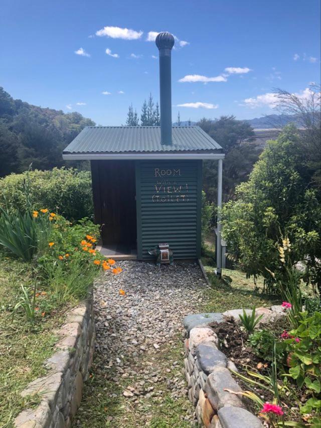 Sunrise Cabin At First Light Rangihaeata Retreat Takaka Exterior foto